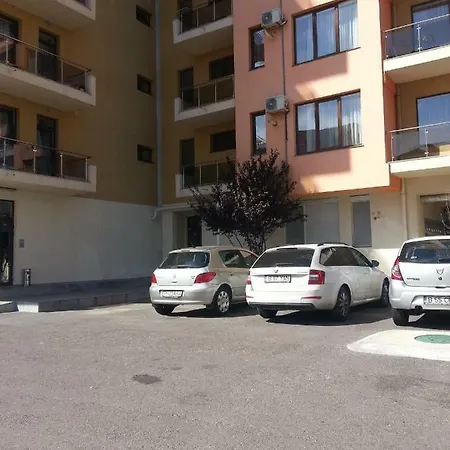 Cristina Iris Apartment *